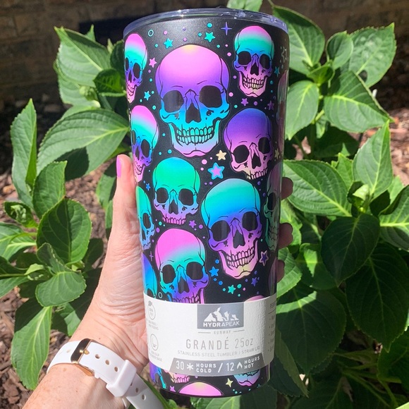 Hydrapeak 💀 Halloween Skulls and Stars ✨ 25oz tumbler cup with straws - Picture 3 of 8